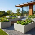 Hochbeete aus Beton: robuste, schlichte Beetränder im Gemüsegarten